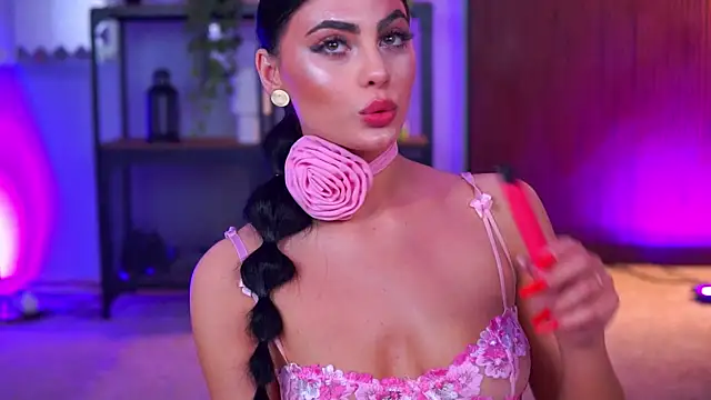 Snapshot of RavennaDArcy chatting on 01-07-26, 07:19 RavennaDArcy online show from 01-07-26, 07:19