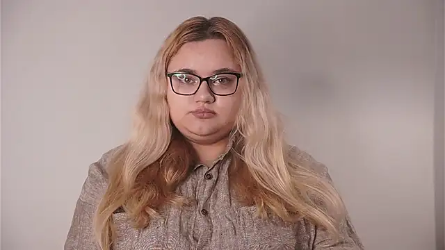 Snapshot of JoliePimpare chatting on 11-08-25, 09:24 JoliePimpare online show from 11-08-25, 09:24