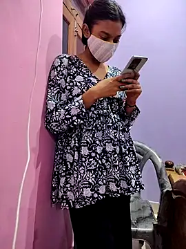 Student12th online show from 11-05-25, 05:49