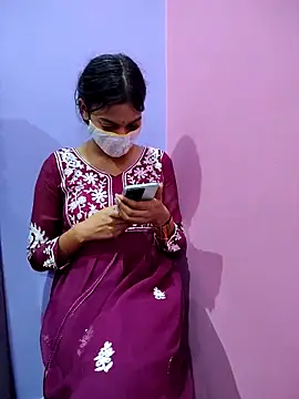 Student12th online show from 11-08-25, 04:43