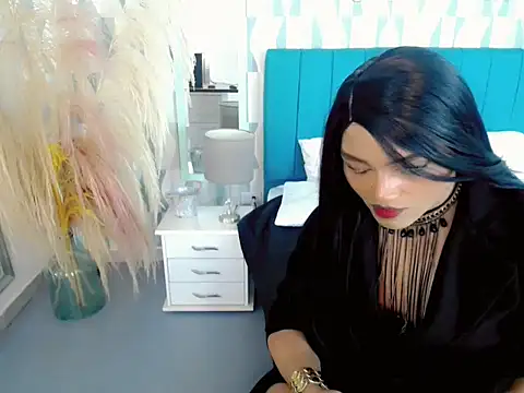 sebastian cruz  online show from 11-19-25, 07:03