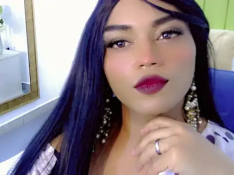 sebastian cruz  online show from 11-24-25, 07:14