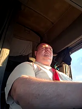 Snapshot of Grase44 chatting on 03-10-26, 06:01 Grase44 online show from 03-10-26, 06:01