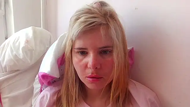HornyElena online show from 04-24-26, 10:28