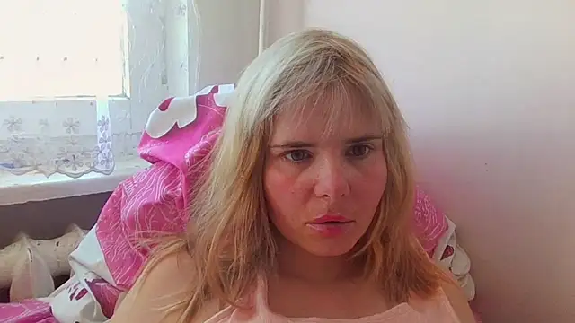 HornyElena online show from 04-21-26, 10:33
