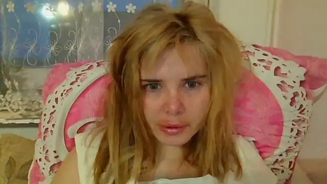 HornyElena online show from 02-09-26, 04:16