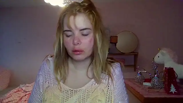 HornyElena online show from 12-21-25, 02:41