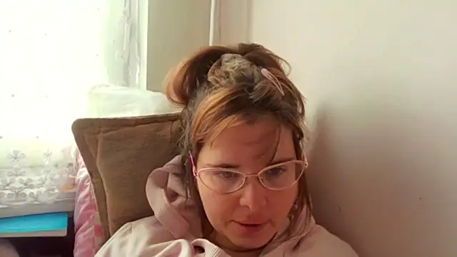 HornyElena online show from 11-28-25, 10:59