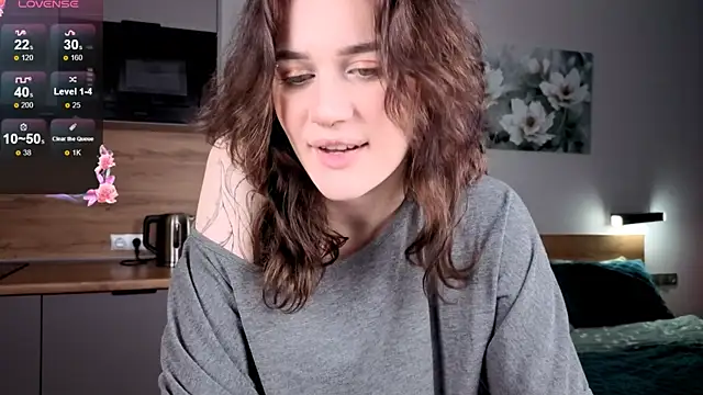 eshleeygreen online show from 11-18-25, 01:14