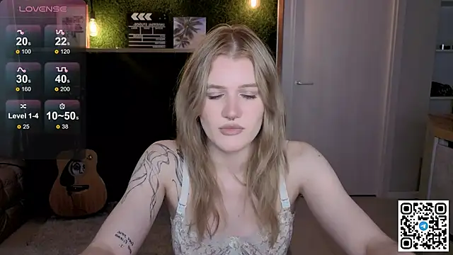 eshleeygreen online show from 05-24-26, 03:23