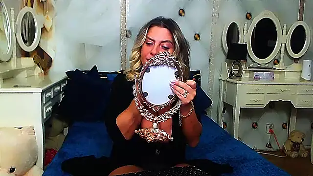 xplayfullblondexx online show from 11-07-25, 06:07