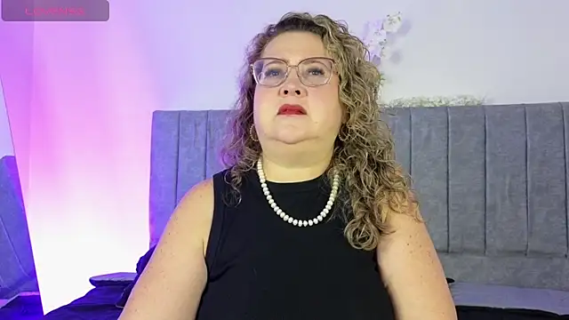 CurvyRosse  online show from 01-18-26, 11:13