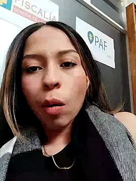 LuluuBerry online show from 11-11-25, 07:52