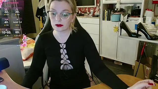 dominyantrix online show from 12-01-25, 09:15