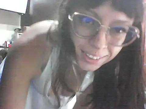 Snapshot of Axia6Catherine9 chatting on 07-16-26, 04:53 Axia6Catherine9 online show from 07-16-26, 04:53