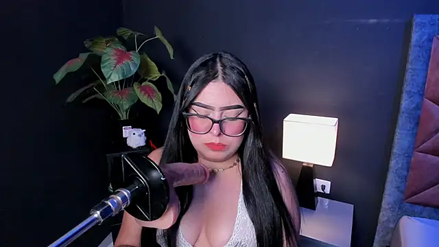 Amy whittee online show from 03-23-26, 03:17