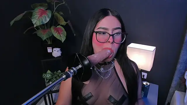 Amy whittee online show from 03-30-26, 03:52