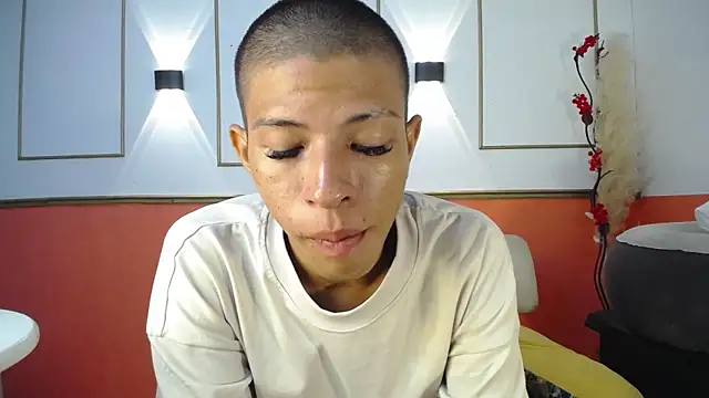 Tessachains 2  online show from 11-26-25, 02:44