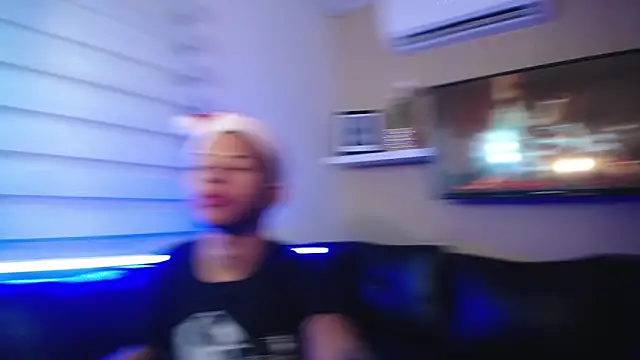 Tessachains 2  online show from 12-23-25, 04:23