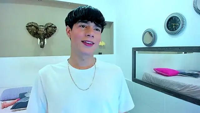 Isaac Kurtt online show from 11-07-25, 08:35