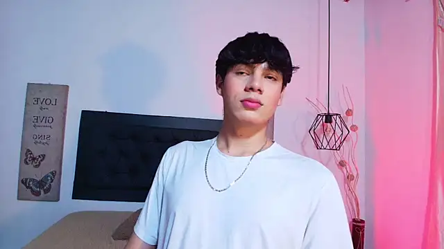 Isaac Kurtt online show from 11-21-25, 07:57