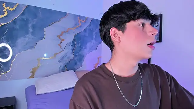 Isaac Kurtt online show from 11-14-25, 08:01