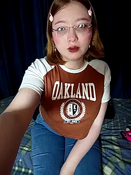 Michi sauria1 online show from 12-18-25, 07:24