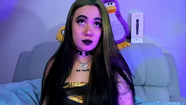 Lilith Zenith  online show from 11-08-25, 04:16