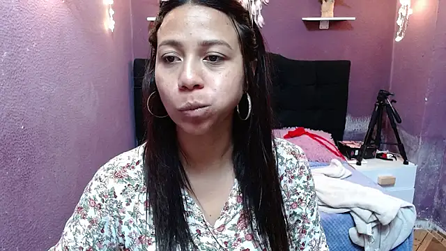 monika 256 online show from 12-22-25, 01:22