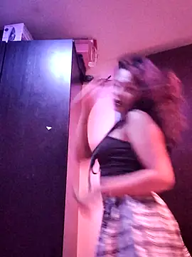 Snapshot of Scarlett_vega chatting on 11-19-25, 03:28 Scarlett vega online show from 11-19-25, 03:28