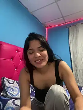 Chiquinquira3 online show from 02-08-26, 07:39