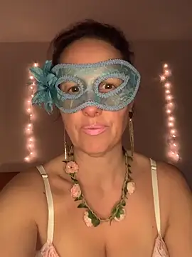 massagistahotbrunette online show from 03-26-26, 09:35