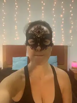 massagistahotbrunette online show from 11-21-25, 07:13