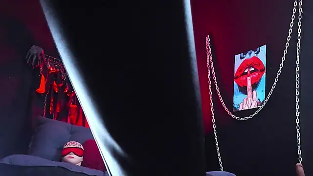 KatrinaStone online show from 04-10-26, 11:01