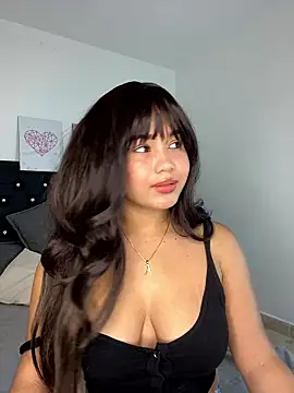 Snapshot of LoliitaBennett chatting on 01-18-26, 01:42 LoliitaBennett online show from 01-18-26, 01:42