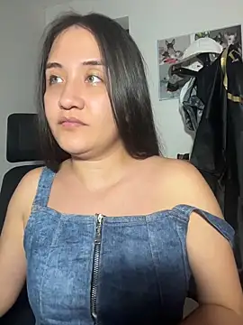 Melody Spencer26 online show from 04-07-26, 07:37