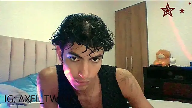 axel love13 online show from 12-03-25, 10:42