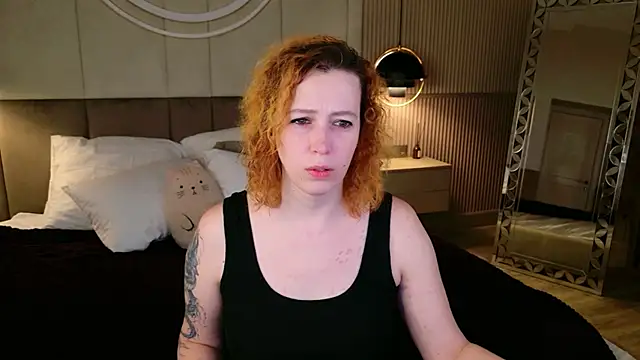 Evie Berret online show from 02-06-26, 08:49