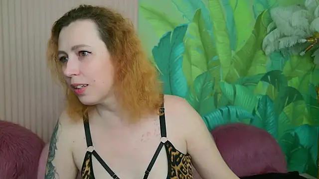 Evie Berret online show from 02-17-26, 04:15