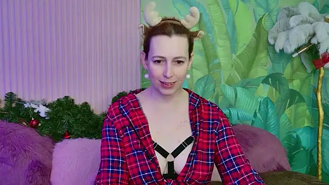 Evie Berret online show from 12-22-25, 10:48