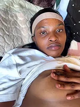 NiaLong21  online show from 01-07-26, 03:39