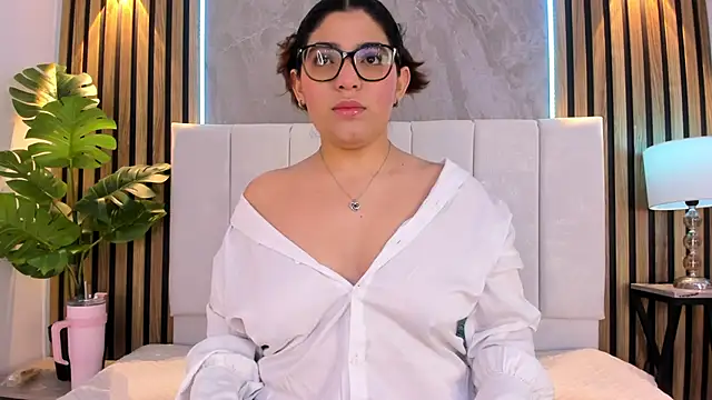 Carlotta de velour online show from 04-11-26, 03:25