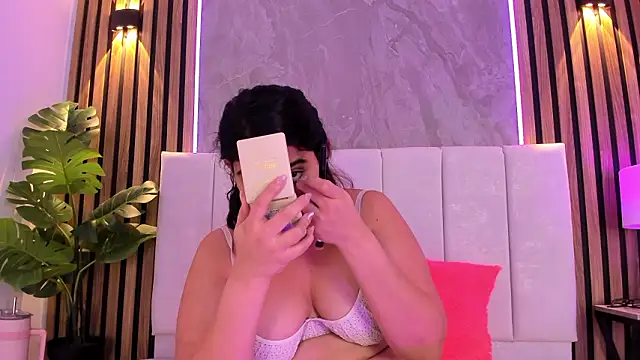 Carlotta de velour online show from 03-24-26, 03:06