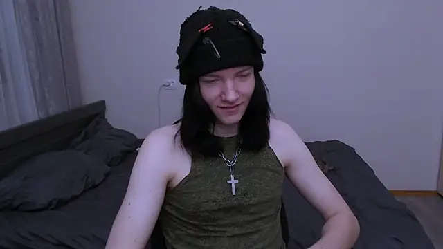 Snapshot of RaidenXL chatting on 11-07-25, 09:19 RaidenXL online show from 11-07-25, 09:19