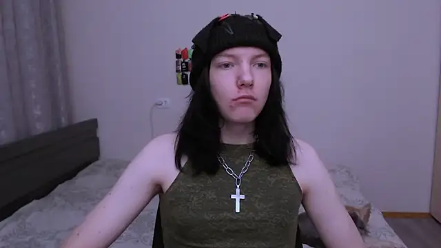 Snapshot of RaidenXL chatting on 11-06-25, 09:41 RaidenXL online show from 11-06-25, 09:41