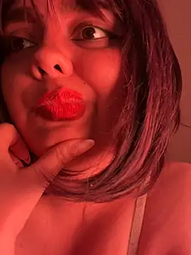 candicewest  online show from 07-29-26, 05:45