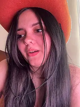 candicewest  online show from 03-08-26, 06:11