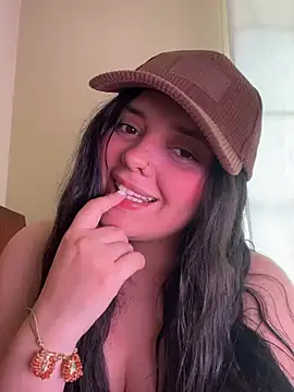 candicewest  online show from 04-19-26, 04:41