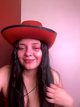 candicewest  online show from 12-17-25, 04:34