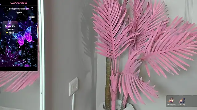 Tamaramilleer online show from 02-07-26, 03:47